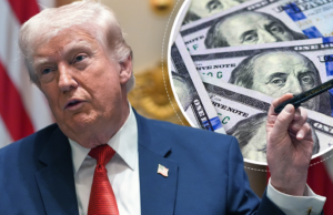 Donald Trump colocará seu nome em todo papel-moeda dos EUA Donald Trump falando sobre sua caneta favorita em uma reunião de gabinete hoje.