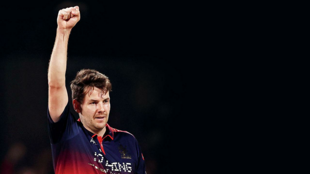 Duffy deslumbra na estreia no IPL enquanto RCB persegue 201 Duffy deslumbra na estreia no IPL enquanto RCB persegue 201 com facilidade