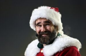 ESPN se aquecendo para o anúncio de Jason Kelce na semana antes do Masters Jason Kelce landed a new assignment from ESPN.