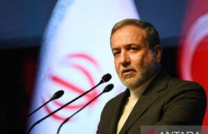 EUA afundam navio iraniano no mar ao largo do Sri Lanka, ministro das Relações Exteriores iraniano: os EUA vão se arrepender! EUA afundam navio iraniano no mar ao largo do Sri Lanka, ministro das Relações Exteriores iraniano: os EUA vão se arrepender!