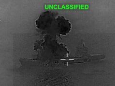 EUA atacam navio drone iraniano ‘do tamanho de um porta-aviões da Segunda Guerra Mundial’ EUA atacam navio drone iraniano 'do tamanho de um porta-aviões da Segunda Guerra Mundial'