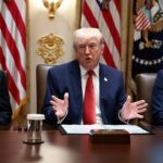 EUA permitem que petroleiro russo chegue a Cuba em meio a bloqueio, enquanto Trump diz que a ilha “tem que sobreviver”