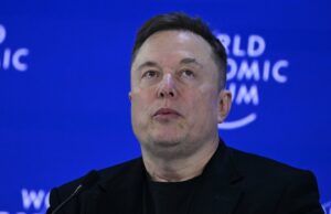 Elon Musk é considerado responsável por enganar acionistas do Twitter com tweet durante aquisição de US$ 44 bilhões Elon Musk