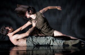 Em grande golpe para a cena artística, uma das trupes de dança mais importantes de Los Angeles será fechada após 20 anos Em grande golpe para a cena artística, uma das trupes de dança mais importantes de Los Angeles será fechada após 20 anos