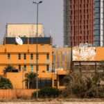 A Embaixada dos EUA em Bagdá, Iraque, em 8 de março de 2026.
