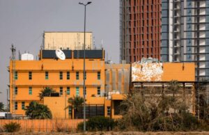 Embaixada dos EUA em Bagdá atingida por ataque com mísseis A Embaixada dos EUA em Bagdá, Iraque, em 8 de março de 2026.