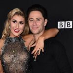 DWTS Sasha Farber faz comentários raros sobre Emma Slater reage ao seu relacionamento com Alan Bersten