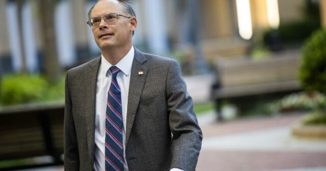 Epic Games demite 1.000 funcionários, alegando queda na popularidade de ‘Fortnite’
