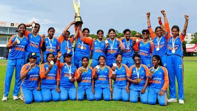 Equipe indiana de críquete feminina cega homenageada com prêmio de Equipe indiana de críquete feminina cega homenageada com prêmio de reconhecimento especial no Sportstar Aces Awards 2026