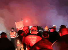 Equipes de emergência procuram vítimas de ataques aéreos israelenses em Beirute Equipes de emergência procuram vítimas de ataques aéreos israelenses em Beirute