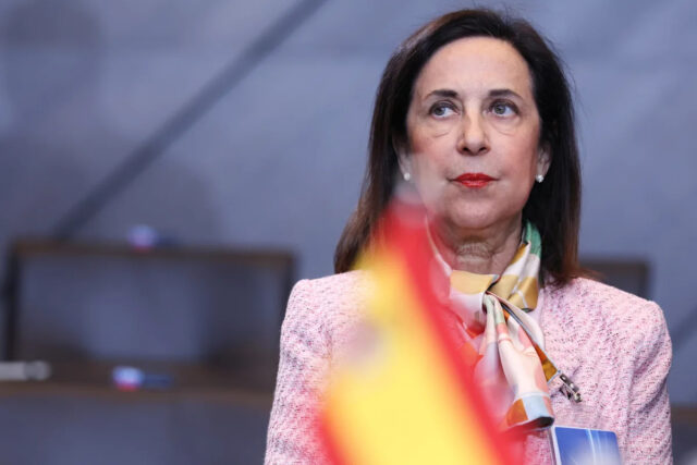 Espanha diz que fechou seu espaço aéreo para aviões dos Yahoo news home