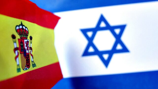 Espanha retira permanentemente embaixador de Israel em meio à guerra no Irã
