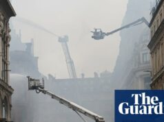 Especialistas em incêndio ‘ficaram acordados’ sobre o risco crescente das baterias de íons de lítio Especialistas em incêndio 'ficaram acordados' sobre o risco crescente das baterias de íons de lítio