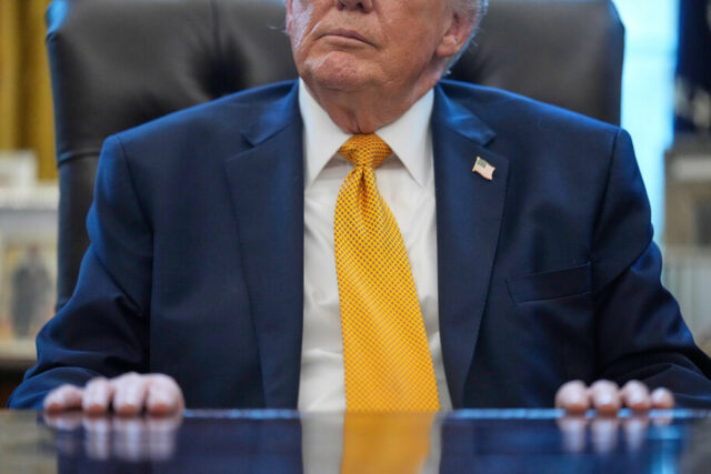 Esqueça a guerra e os preços da gasolina – Trump Esqueça a guerra e os preços da gasolina – Trump vai dar uma festa de aniversário