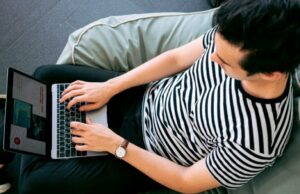 Esta é uma maneira simples de ficar mais seguro online que custa menos de US$ 2 por mês Esta é uma maneira simples de ficar mais seguro online que custa menos de US$ 2 por mês