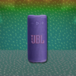Este alto-falante Bluetooth JBL pronto para uso externo está com mais de 20% de desconto agora