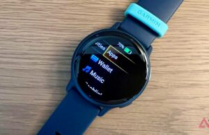 Este smartwatch Garmin está fazendo sucesso graças ao seu novo preço baixo e amplos recursos Um Garmin Vivoactive mostrando a opção de acessar o aplicativo Wallet
