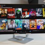 Um smartphone exibindo o YouTube Music com a reprodução automática desativada