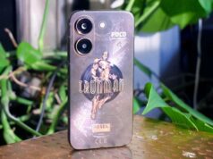 Estou usando este novo Android com tema do Homem de Ferro há duas semanas e ele me ensinou o que torna um telefone temático excelente oneplus 12r genshin impact edition vista frontal da capa do telefone