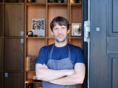 Estrela caída: o chef dinamarquês por trás do movimento Novo Nórdico teve rápida ascensão à fama antes de renunciar Estrela caída: o chef dinamarquês por trás do movimento Novo Nórdico teve rápida ascensão à fama antes de renunciar