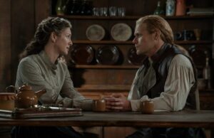 Estrelas de ‘Outlander’ revelam ‘Pure Mother’s Rage’ de Claire na estreia da 8ª temporada, provocam o que vem a seguir outlander-caitriona-balfe-sam-heughan-starz