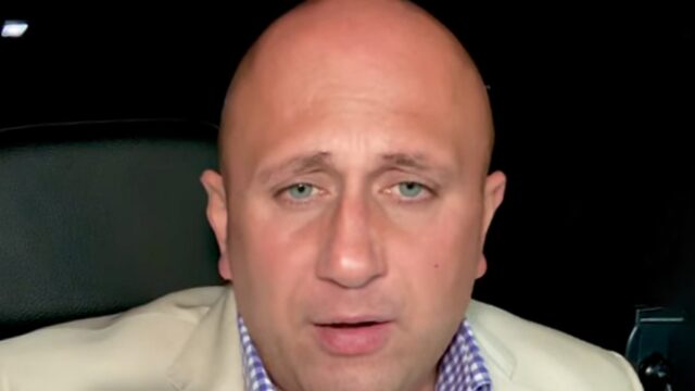 Ex-presidiário concorrendo ao Congresso em NV banido dos cassinos MGM Bobby-Khan-main-ig-1