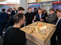 Exclusivo: Oito maneiras pelas quais o Man Utd poderia financiar o novo estádio, conforme revelado o plano de financiamento privado de £ 2 bilhões Exclusivo: Oito maneiras pelas quais o Man Utd poderia financiar o novo estádio, conforme revelado o plano de financiamento privado de £ 2 bilhões