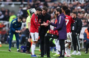 ‘Extraordinário’: Jaap Stam emite aviso de estrela do Man Utd aos Red Devils enquanto Michael Carrick admite a realidade do título 'Extraordinário': Jaap Stam emite aviso de estrela do Man Utd aos Red Devils enquanto Michael Carrick admite a realidade do título