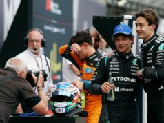 F1 2026: George Russell garante a pole e lidera a Mercedes por 1-2 na qualificação para o Grande Prêmio da Austrália F1 2026: George Russell garante a pole e lidera a Mercedes por 1-2 na qualificação para o Grande Prêmio da Austrália