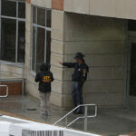 FBI: Old Dominion Gunman disse 'Allah Akbar' ao elogiar o ataque