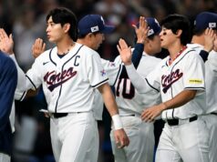 FOX atrai críticas por movimento de transmissão durante a explosão do WBC FOX atrai críticas por movimento de transmissão durante a explosão do WBC