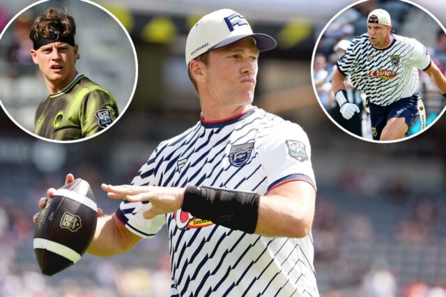 Fanatics Flag Football Classic atrai um número enorme de olhos Tom Brady vestindo um uniforme do Founders FFC listrado branco e marinho, segurando uma bola de futebol durante o Fanatics Flag Football Classic.