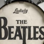 Fender de Kurt Cobain e bateria dos Beatles entre coleção de US$ 1 bilhão que vai a leilão