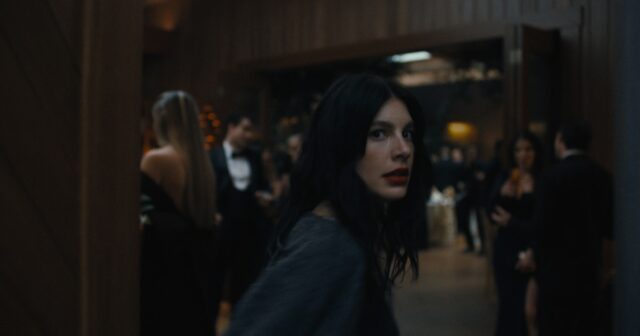 Final de 'Algo muito ruim vai acontecer': quem vive, quem morre e sobre essa maldição
