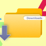 Um tablet e um smartphone com ícones de download ao redor e uma mão segurando uma lupa.