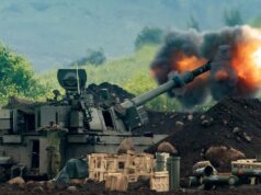 Forças israelenses no sul do Líbano conforme anunciada operação terrestre Forças israelenses no sul do Líbano conforme anunciada operação terrestre