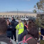 Aeroporto de Paphos sendo evacuado após ataques de drones à RAF Akrotiri