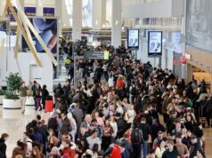 Frustrando a insanidade dos Dems no aeroporto com o ICE – Trump está 100% certo Frustrando a insanidade dos Dems no aeroporto com o ICE – Trump está 100% certo