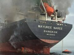 Fumaça sobe acima do aeroporto internacional do Bahrein e navios-tanque são atacados no Golfo do Iraque enquanto os preços do petróleo sobem para US$ 100 o barril: atualizações ao vivo Fumaça sobe acima do aeroporto internacional do Bahrein e navios-tanque são atacados no Golfo do Iraque enquanto os preços do petróleo sobem para US$ 100 o barril: atualizações ao vivo