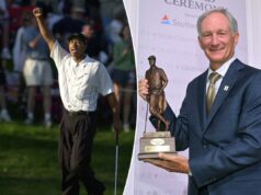 Gary Koch abre para o The Post 25 anos depois de sua eterna aposta na longa tacada de Tiger Woods Tiger Woods comemora depois de acertar um longo birdie no buraco 17 no TPC em Sawgrass durante a terceira rodada do The Players Championship em Ponte Vedra Beach, Flórida.