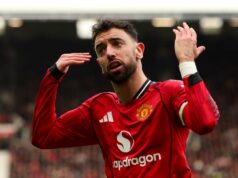 Gary Lineker reage ao fato de o ás do Man Utd estar perto de um feito ‘muito especial’ realizado por duas lendas da Premier League Gary Lineker reage ao fato de o ás do Man Utd estar perto de um feito 'muito especial' realizado por duas lendas da Premier League