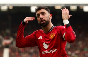 Gary Lineker reage ao fato de o ás do Man Utd estar perto de um feito ‘muito especial’ realizado por duas lendas da Premier League Gary Lineker reage ao fato de o ás do Man Utd estar perto de um feito 'muito especial' realizado por duas lendas da Premier League