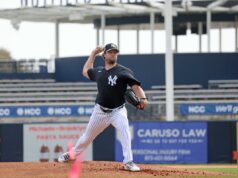 Gerrit Cole ‘se sentiu bem’ ao verificar outra caixa de chave enquanto se preparava para o retorno dos Yankees O arremessador do New York Yankees, Gerrit Cole # 45, praticando rebatidas ao vivo durante um treino no Steinbrenner Field em Tampa, Flórida.