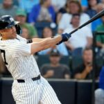 Giancarlo Stanton acertou um home run de duas corridas contra Eric Lauer no terceiro turno da vitória de exibição dos Yankees por 8-1 sobre os Blue Jays. Foi o primeiro de dois homers no jogo para o rebatedor veterano.