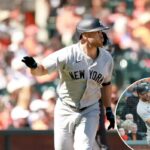 Giancarlo Stanton (27) acerta um single RBI durante a quinta entrada.