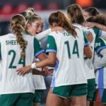 Melissa Kossler (25) comemora com seus companheiros de equipe depois de marcar um gol no segundo tempo da vitória do Denver Summit por 2 a 0 sobre o Gotham FC em 25 de março de 2026, no Sports Illustrated Stadium.