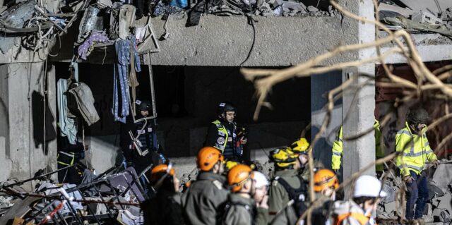 Guerra do Irã ao vivo: Teerã lança nova onda de mísseis contra Israel em meio a temores de Londres sob ameaça
