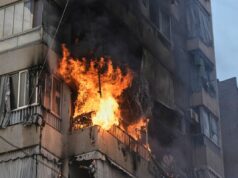 Guerra do Irã ao vivo: navio atingido enquanto Trump ameaça ‘explodir’ um importante campo de gás Guerra do Irã ao vivo: navio atingido enquanto Trump ameaça 'explodir' um importante campo de gás