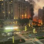 Cerca de 70 britânicos foram presos nos Emirados Árabes Unidos por tirar fotos e vídeos de ataques de drones e mísseis, pode revelar o The Mail on Sunday. Na foto: O hotel Palm Jumeirah Fairmont foi atingido por um drone suicida Shahed