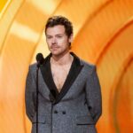 Harry Styles diz que ‘American Girls’ foi inspirada ao ver seus três amigos se casarem: ‘Quite a Lonely Song’